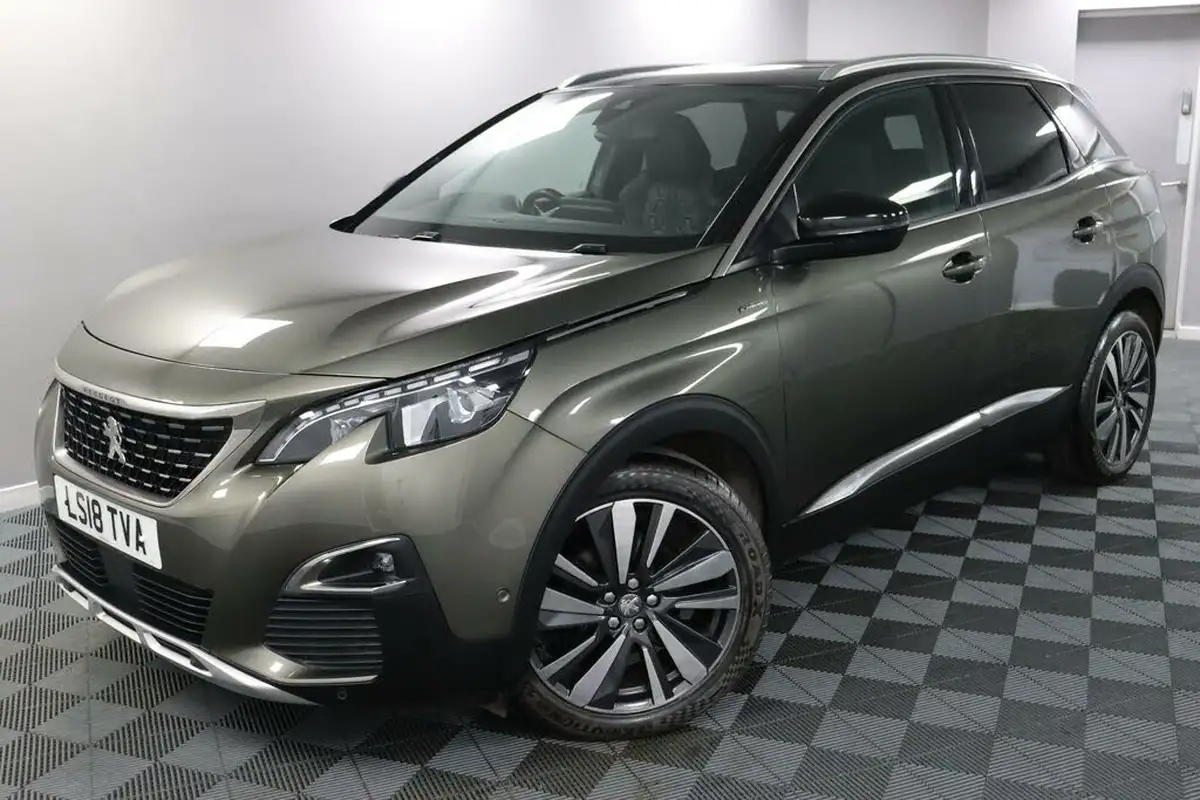 2018-peugeot-3008-suv-12-puretech-gt-line-premium-big-9