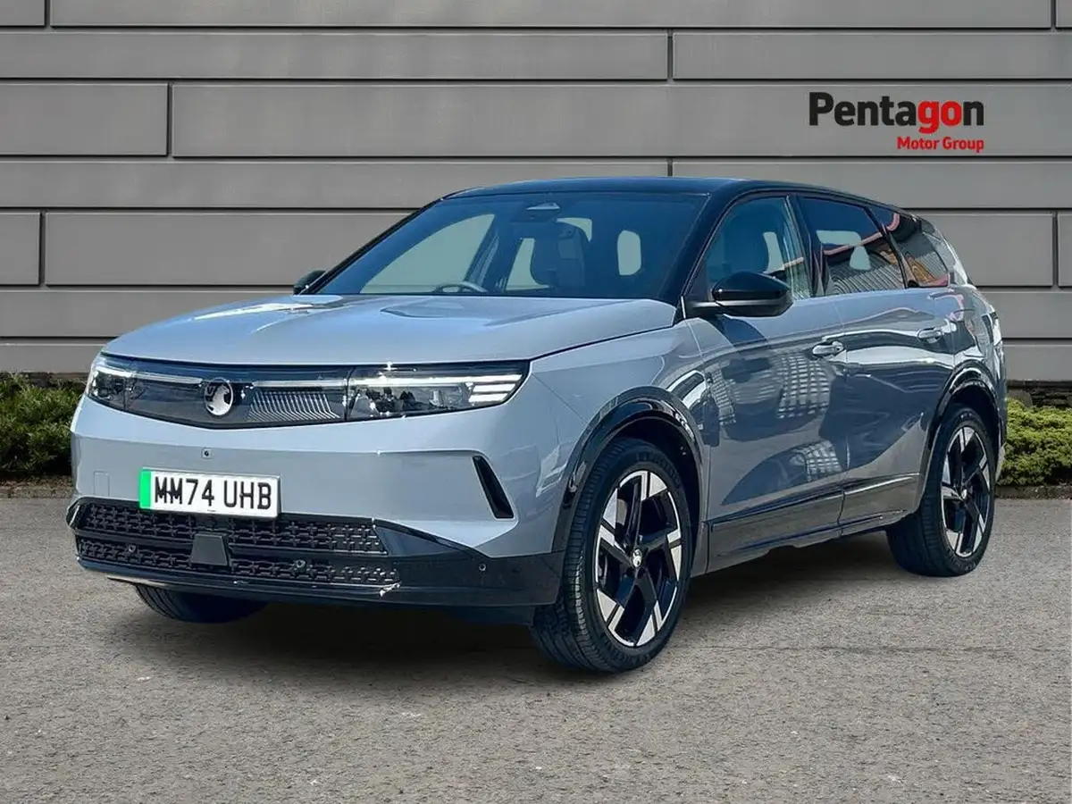 2024-vauxhall-grandland-e-ultimate-big-2