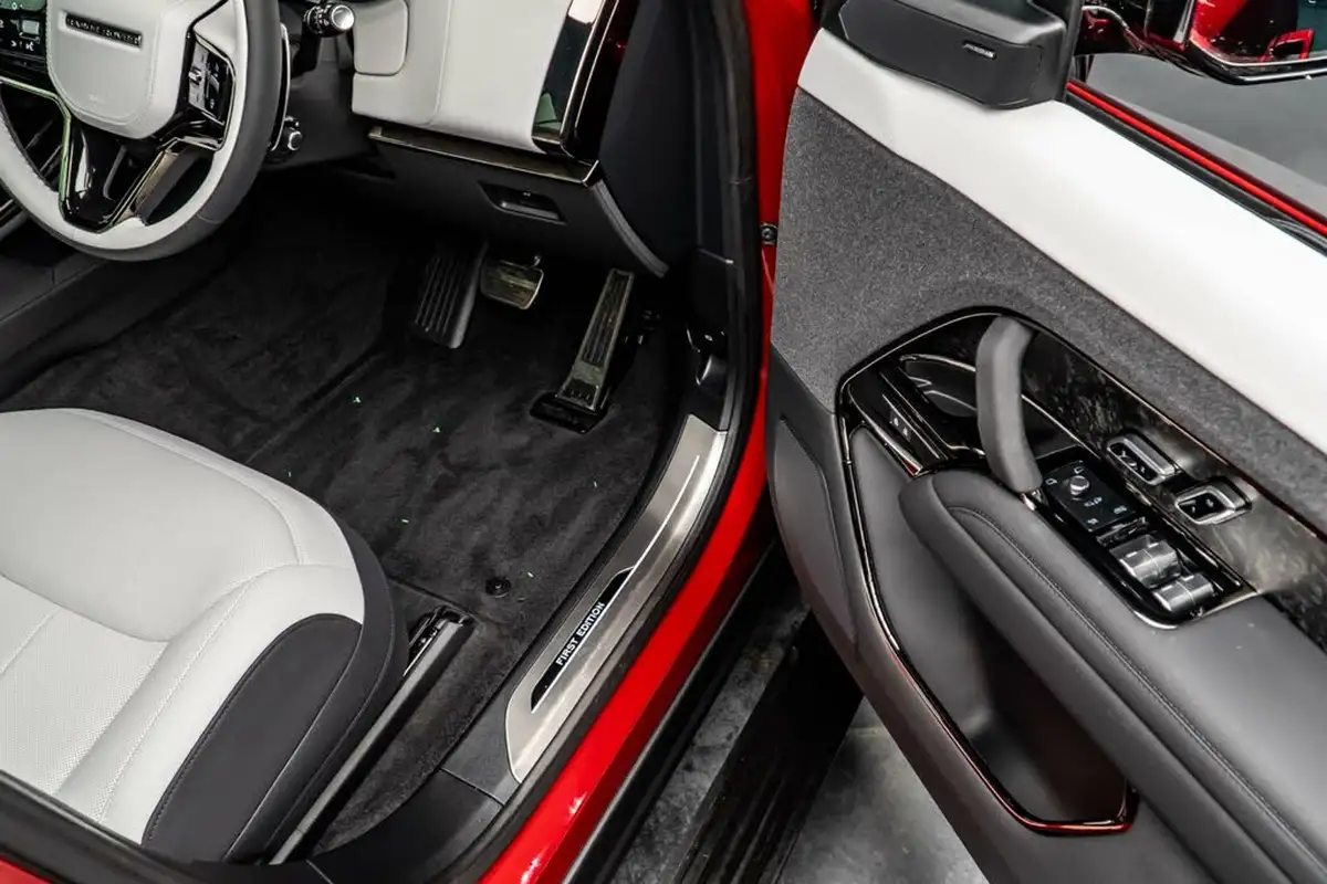 2023-land-rover-range-rover-sport-44-p530-vermillion-edition-big-28