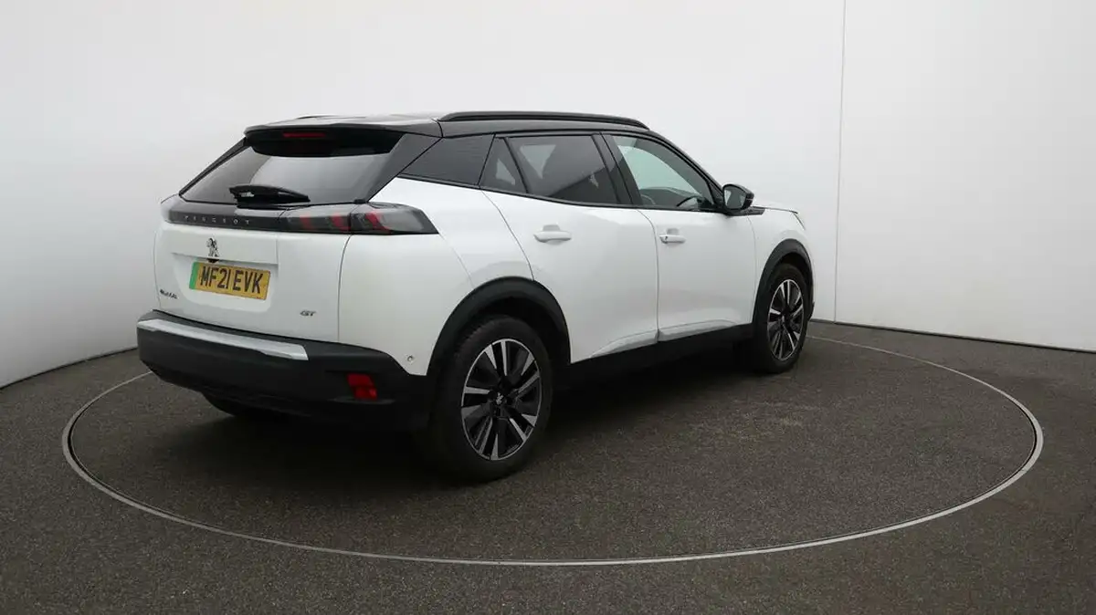 2021-peugeot-2008-suv-e-gt-premium-big-58