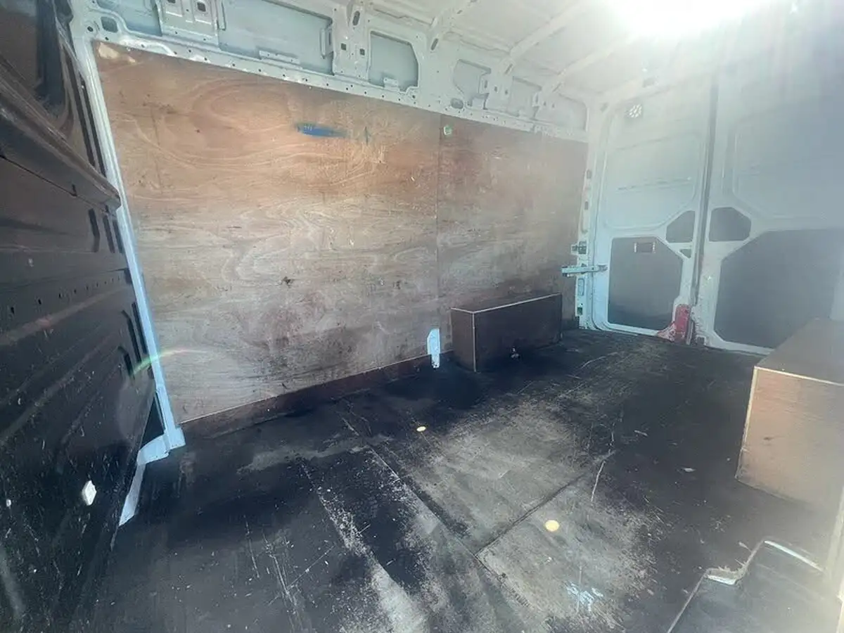 2019-volkswagen-crafter-20tdi-cr35-mwb-140pseu6-startline-panel-van-big-19