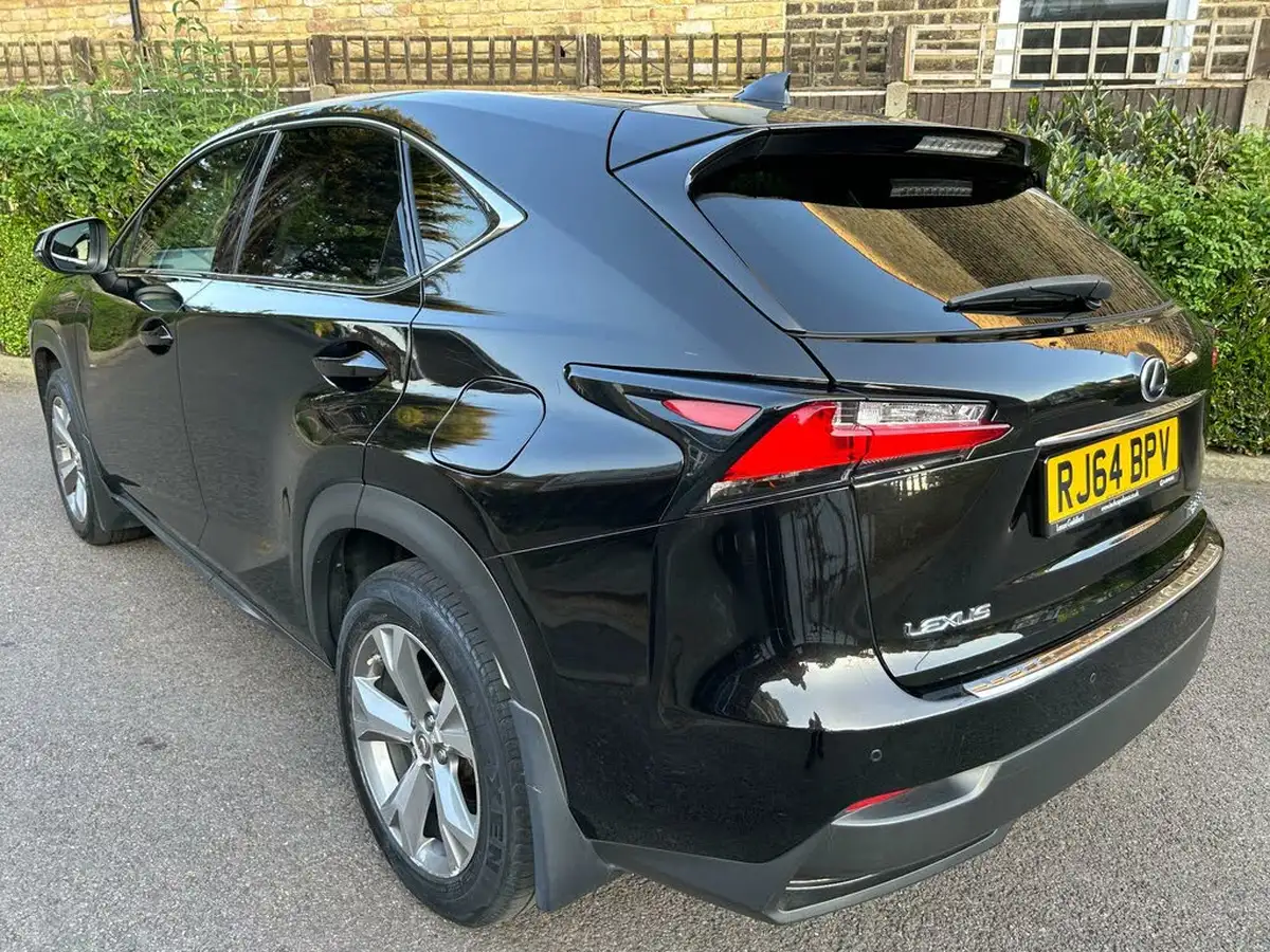 2015-lexus-nx-300h-25-premier-194bhp-panoramic-roof-big-3