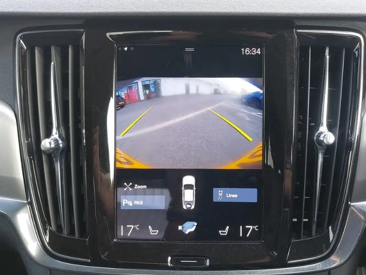 2020-volvo-s90-20-t4-momentum-plus-big-10