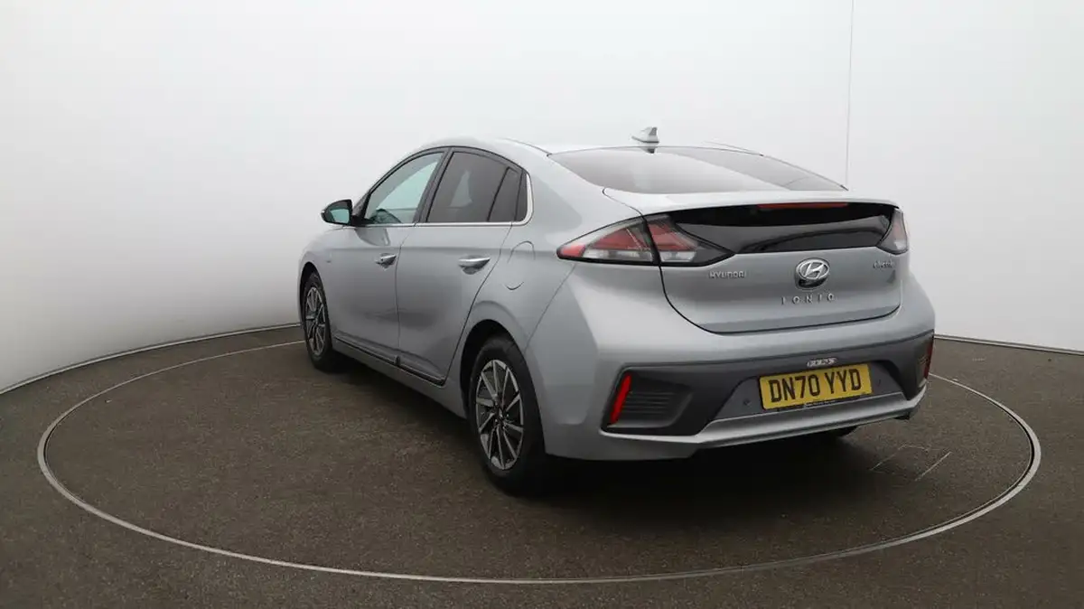 2020-hyundai-ioniq-e-premium-se-electric-100kw-big-62