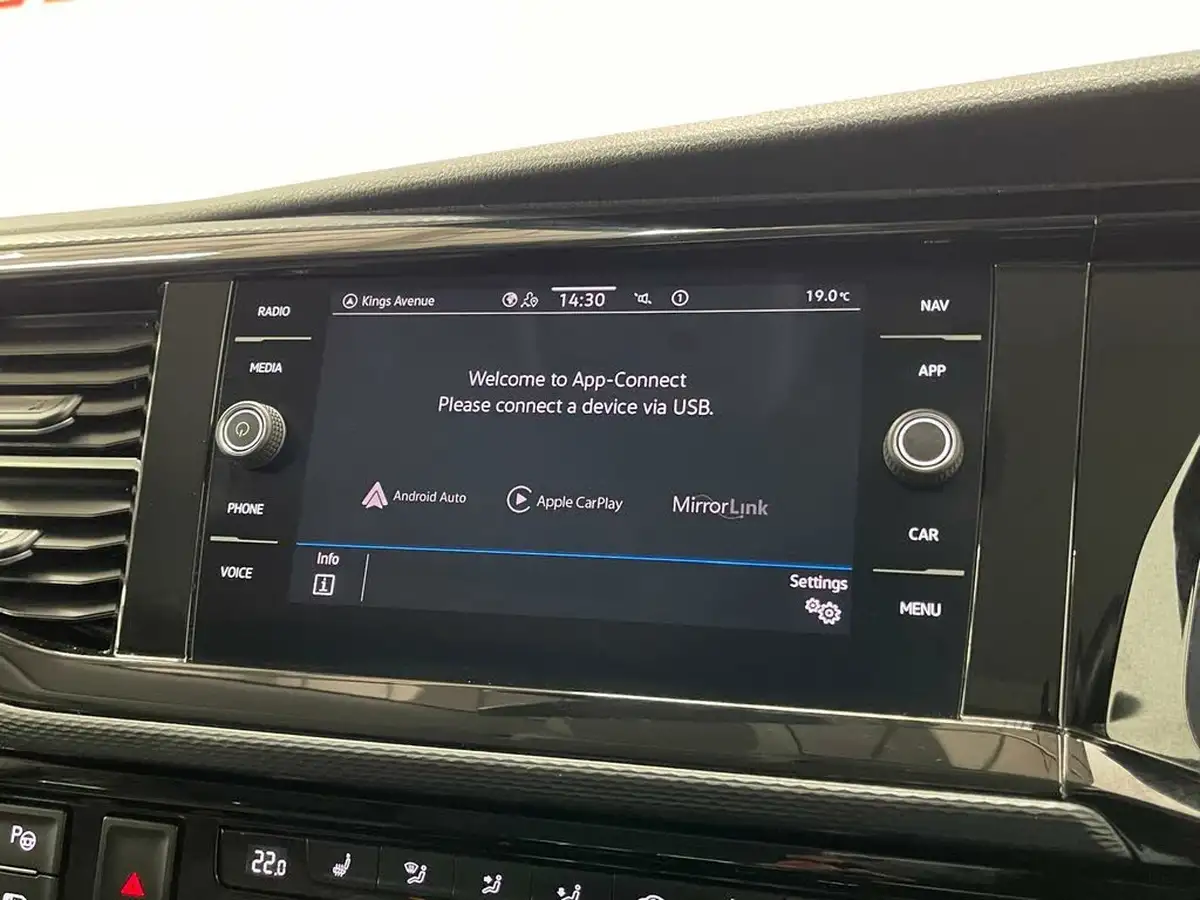 2021-volkswagen-caravelle-20tdi-executive-bmt-204pseu6d-big-17