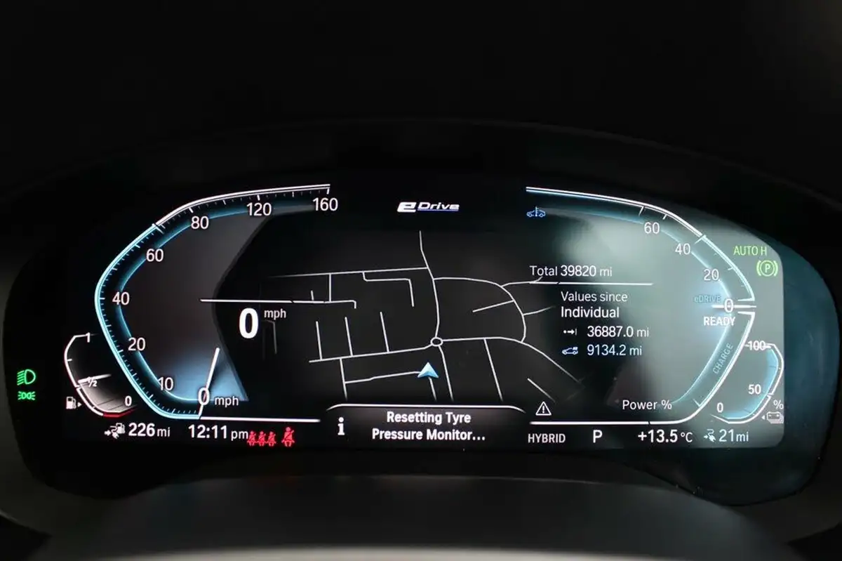 2021-bmw-5-series-20-530e-m-sport-saloon-4d-big-18