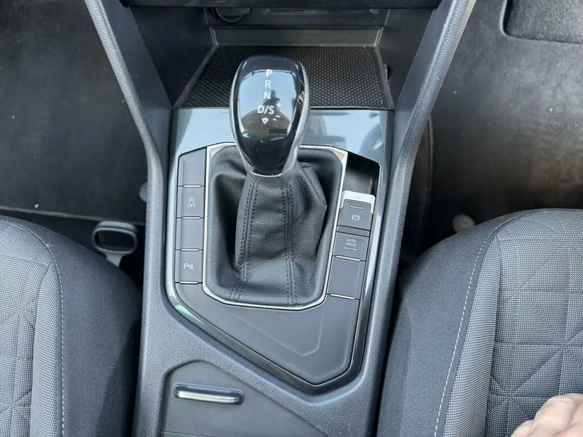 2022-volkswagen-tiguan-15-tsi-life-150ps-dsg-big-50