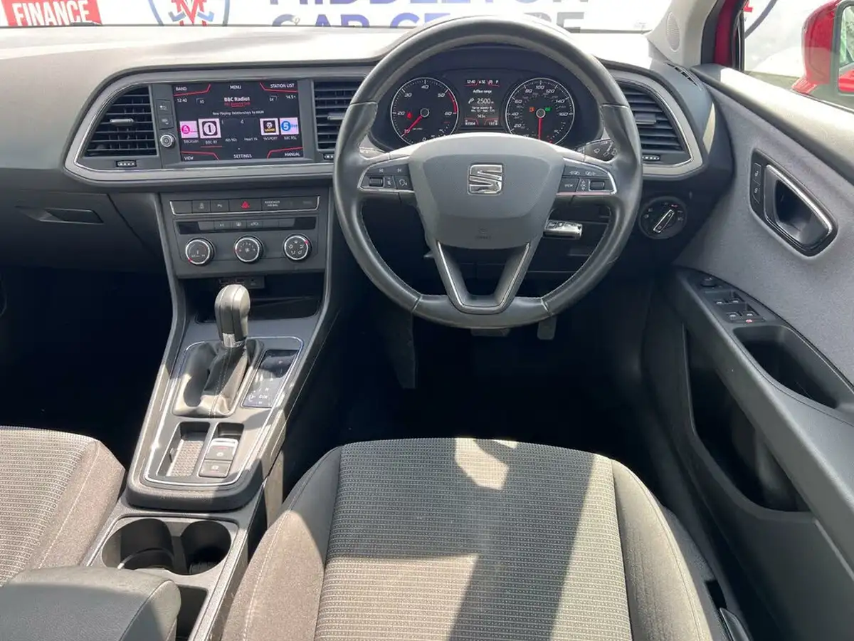 2020-seat-leon-20tdi-se-dynamic-150ps-hatchback-dsg-big-18