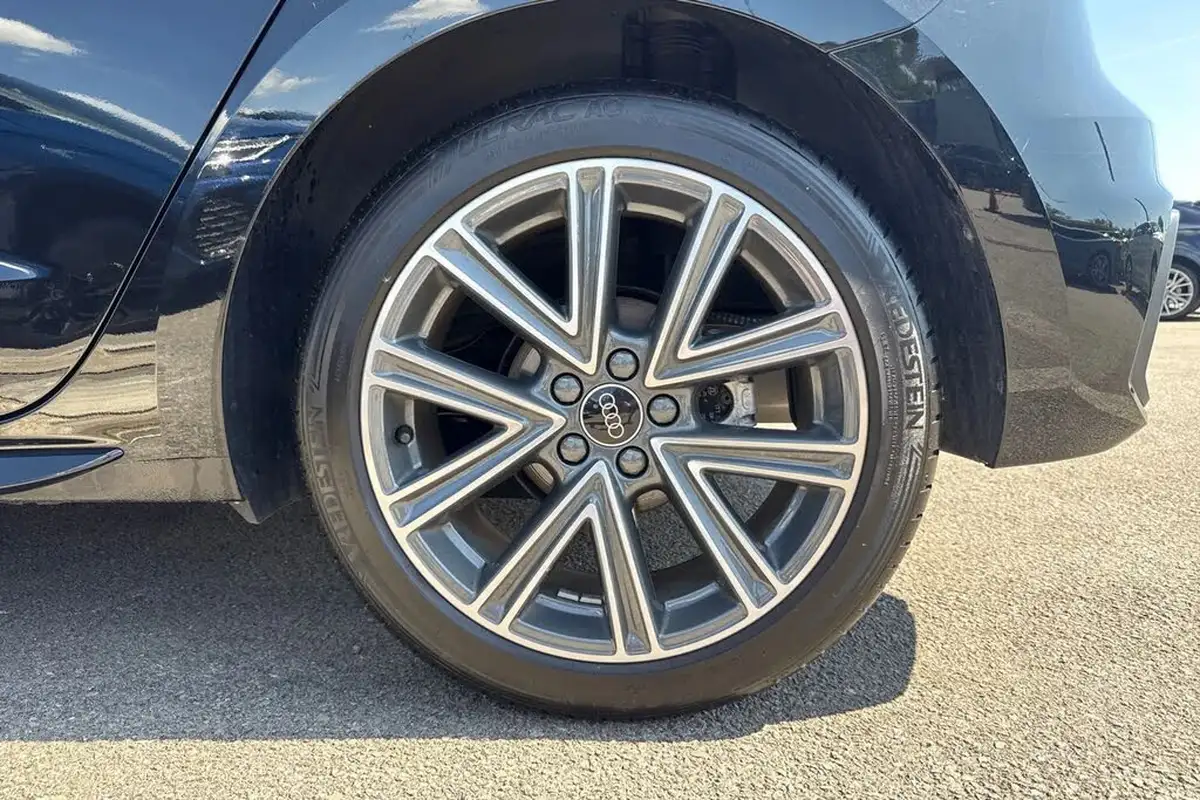 2025-audi-a1-15-35-tfsi-s-line-big-10