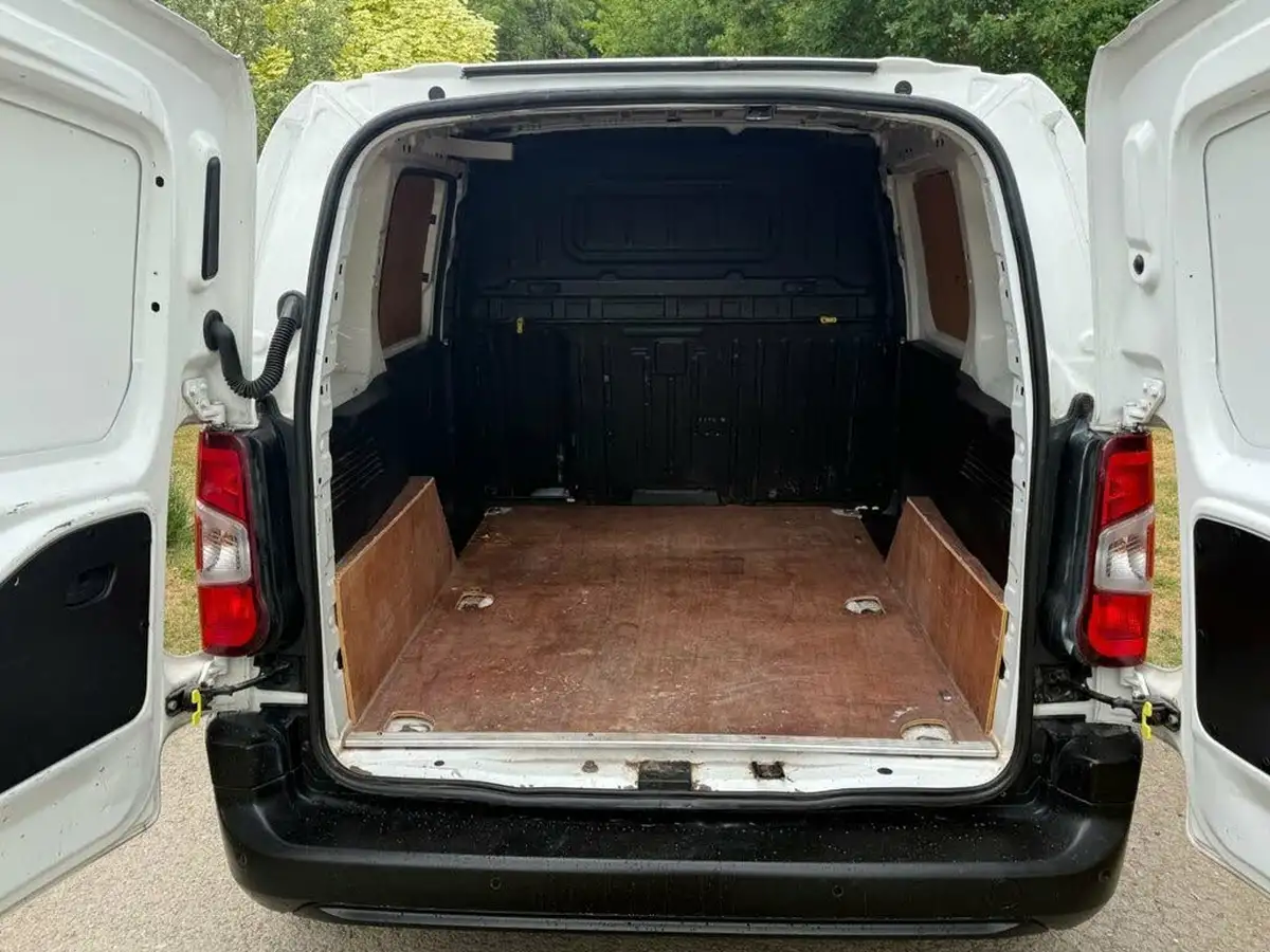 2021-citroen-berlingo-15bluehdi-650-enterprise-ss-big-10