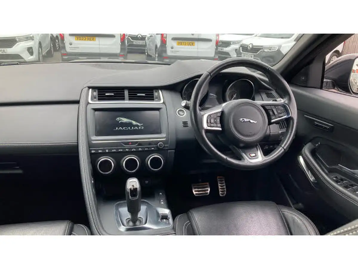 2018-jaguar-e-pace-20-i4d-r-dynamic-se-180ps-ss-big-9