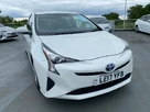 2017-toyota-prius-small-1