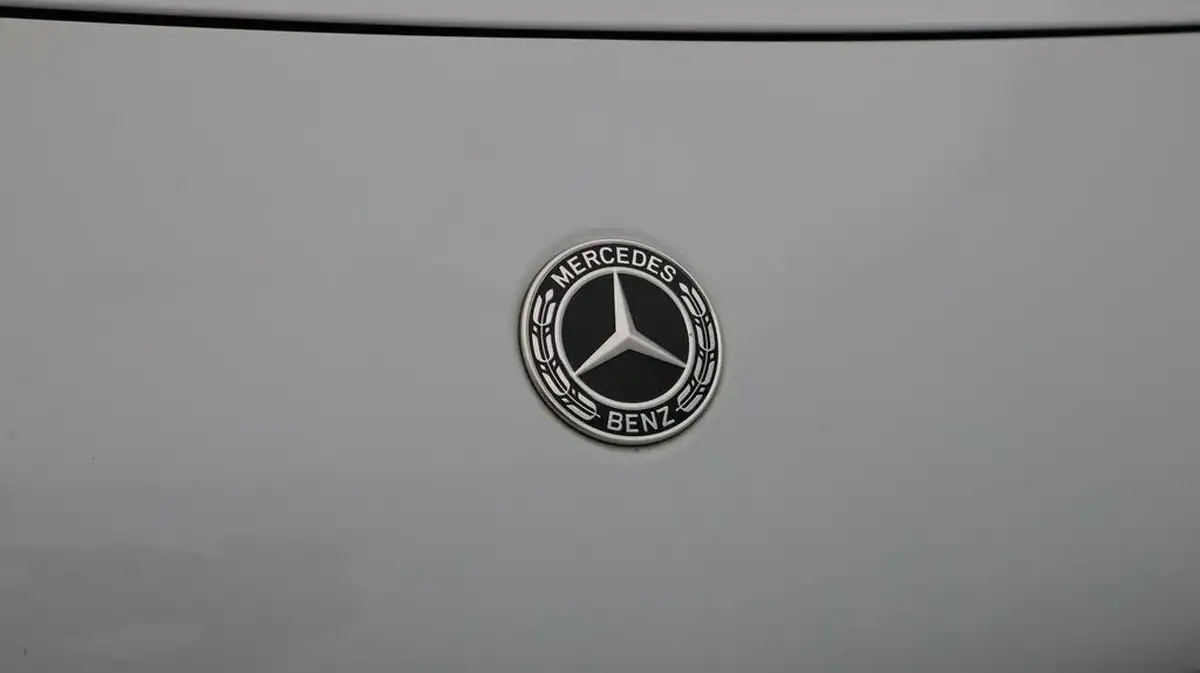 2021-mercedes-benz-a-class-13-a200-amg-line-executive-hatchback-5d-7g-dct-big-21