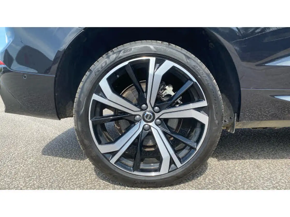 2024-volvo-xc60-20-b5-ultimate-big-15