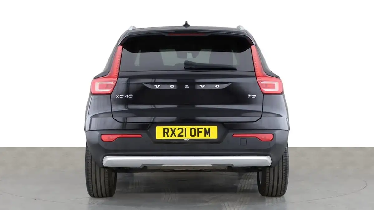 2021-volvo-xc40-15-t3-momentum-161bhp-big-7