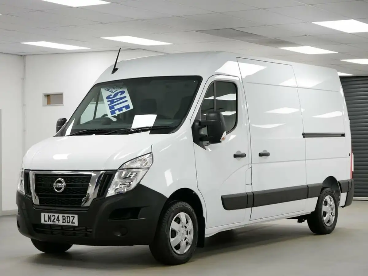 2024-nissan-interstar-23dci-f35-l2h2-acenta-150pseu6d-big-1