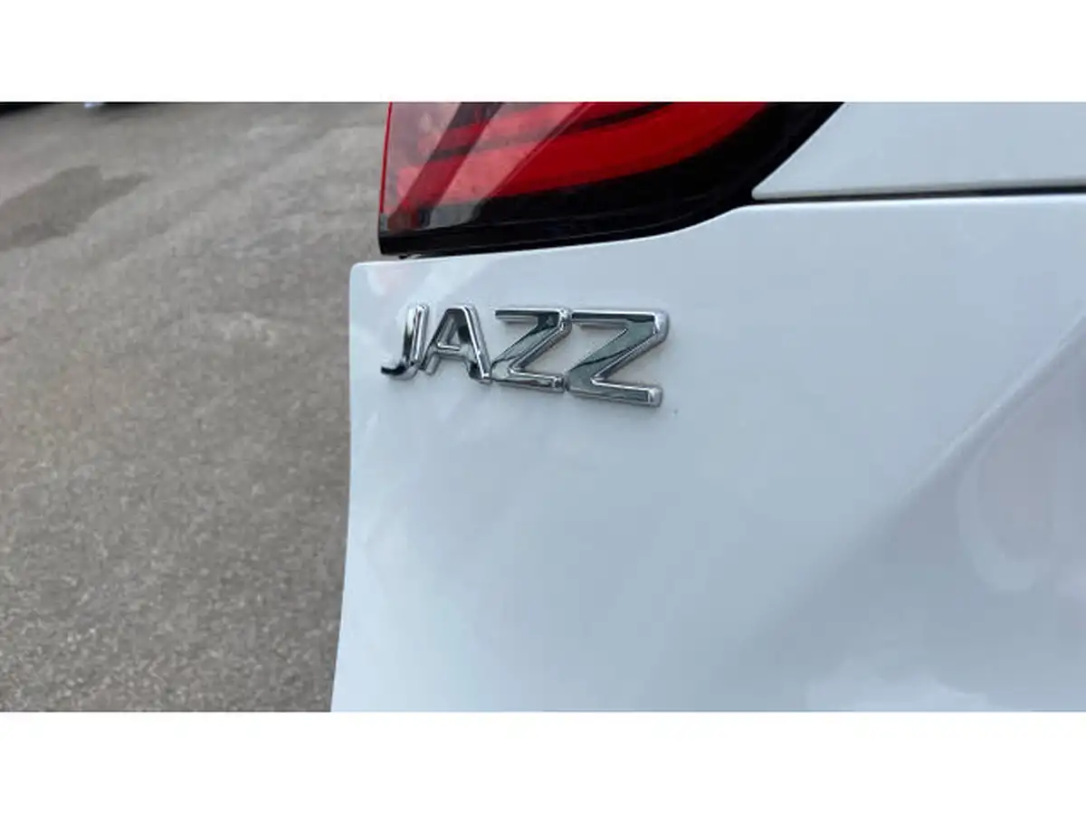 2022-honda-jazz-15-i-mmd-ex-107ps-big-21