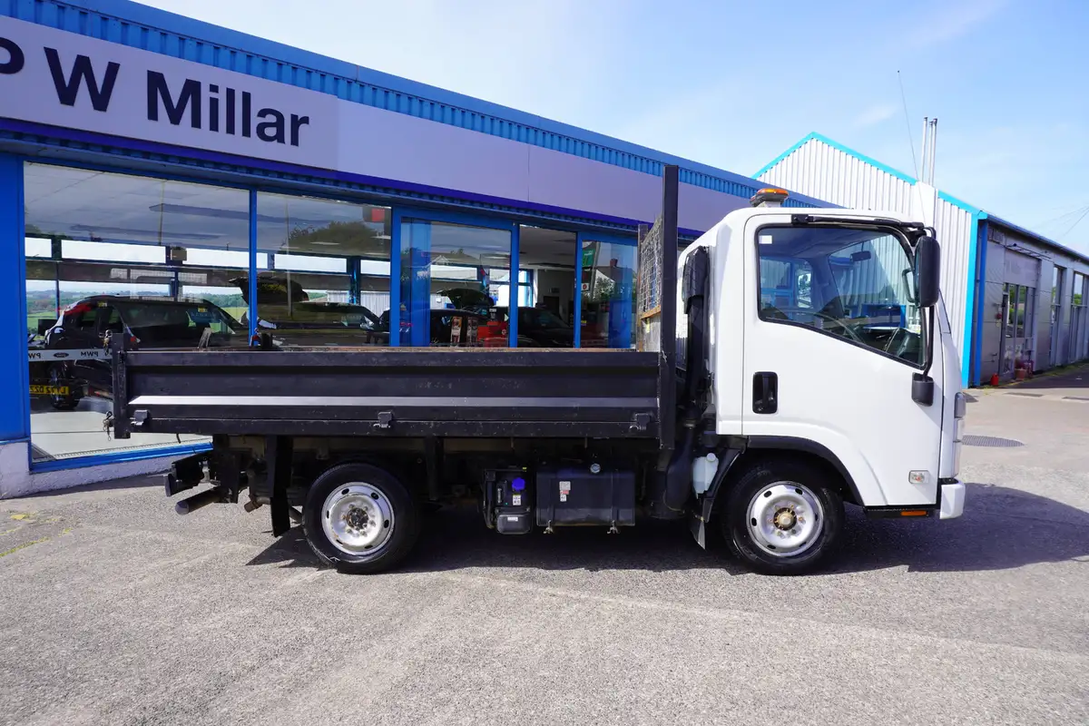 2022-isuzu-grafter-19td-n35125-tipper-big-1