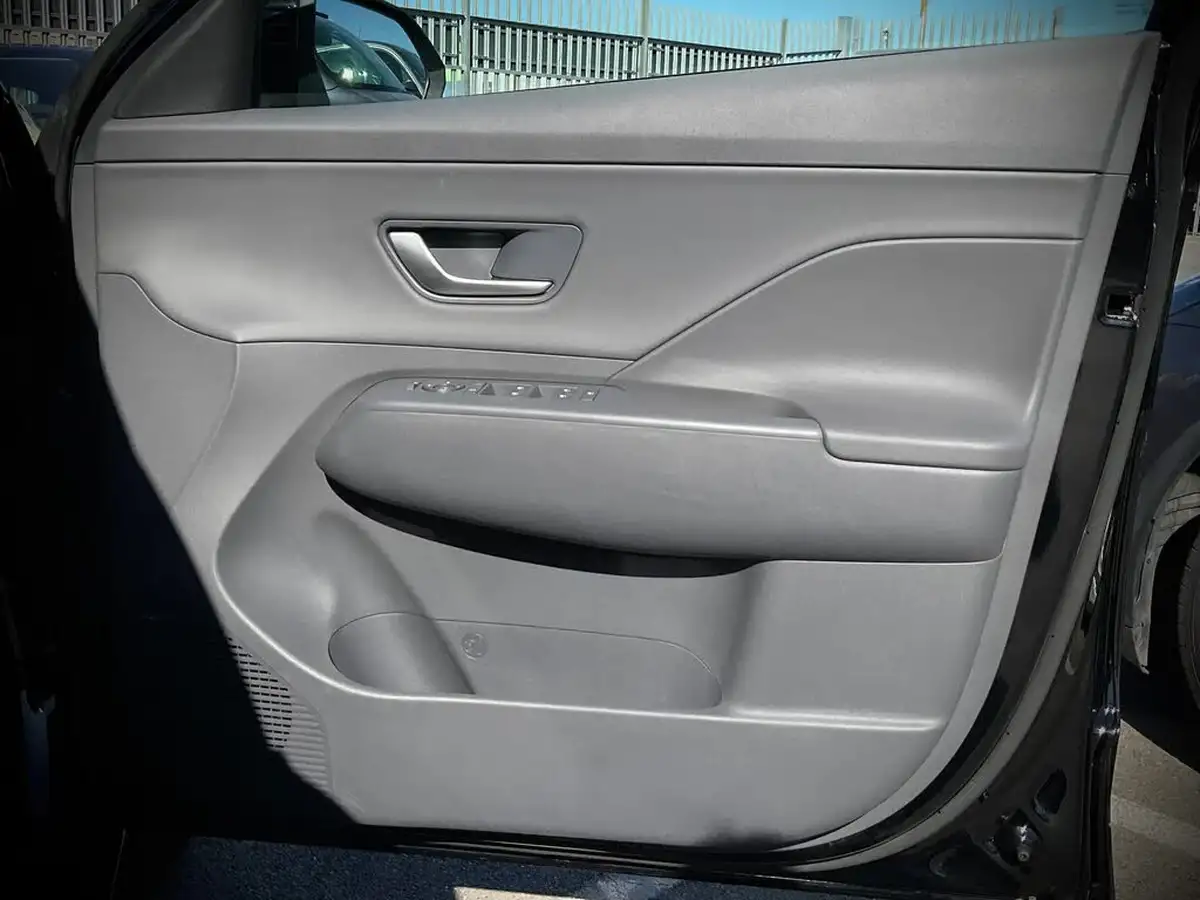2024-hyundai-kona-e-ultimate-218ps-65kwh-big-19