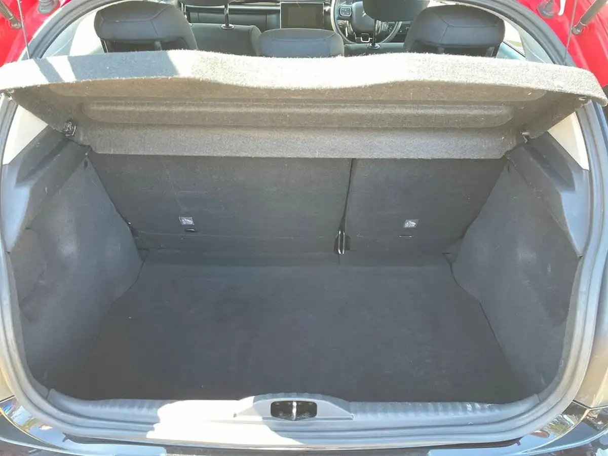 2020-citroen-c3-12-puretech-flair-83ps-big-11
