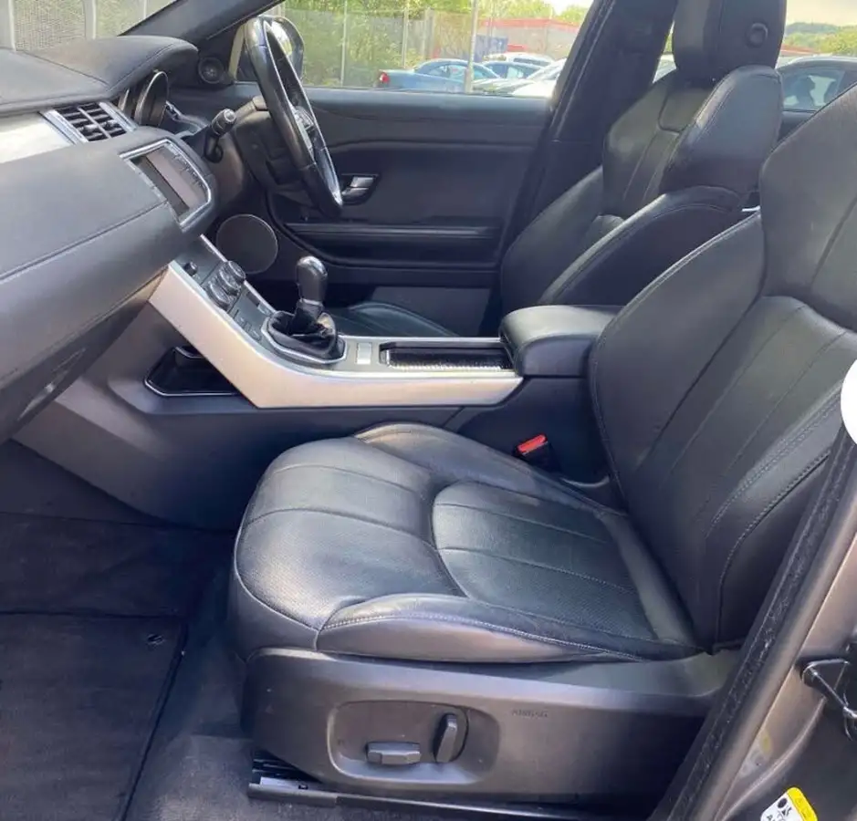 2016-land-rover-range-rover-evoque-20ed4-se-tech-ss-hatchback-5d-big-9