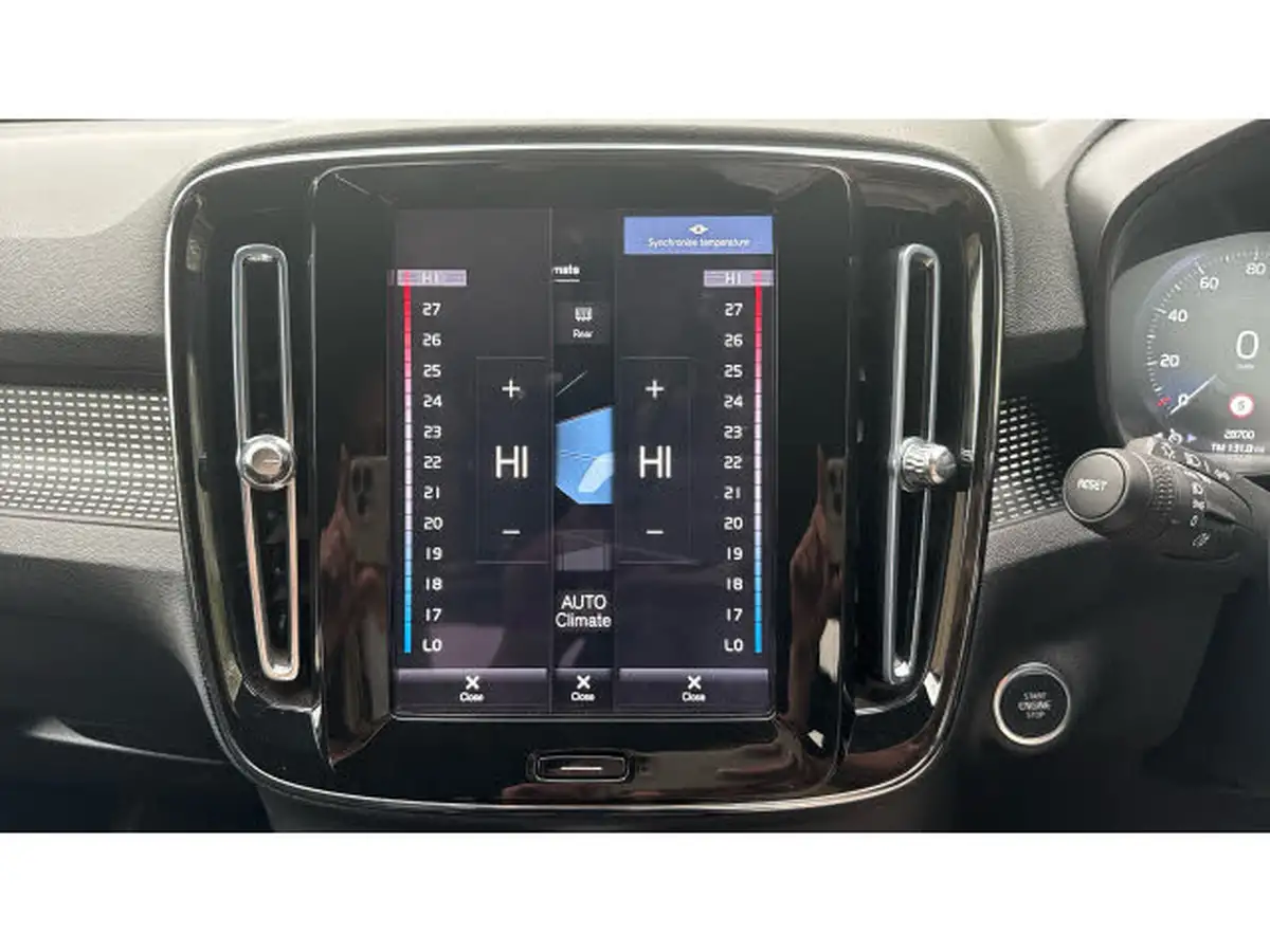 2021-volvo-xc40-15-t5-r-design-pro-258bhp-big-44