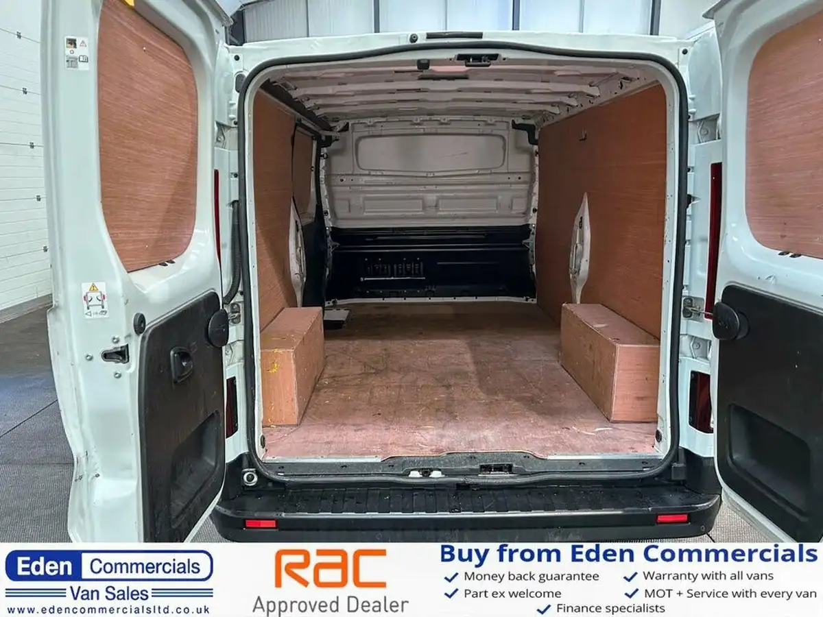 2021-renault-trafic-20dci-ll30-energy-120-business-panel-big-2