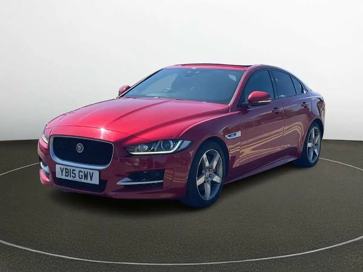 2015-jaguar-xe-20-r-sport-200ps-big-5