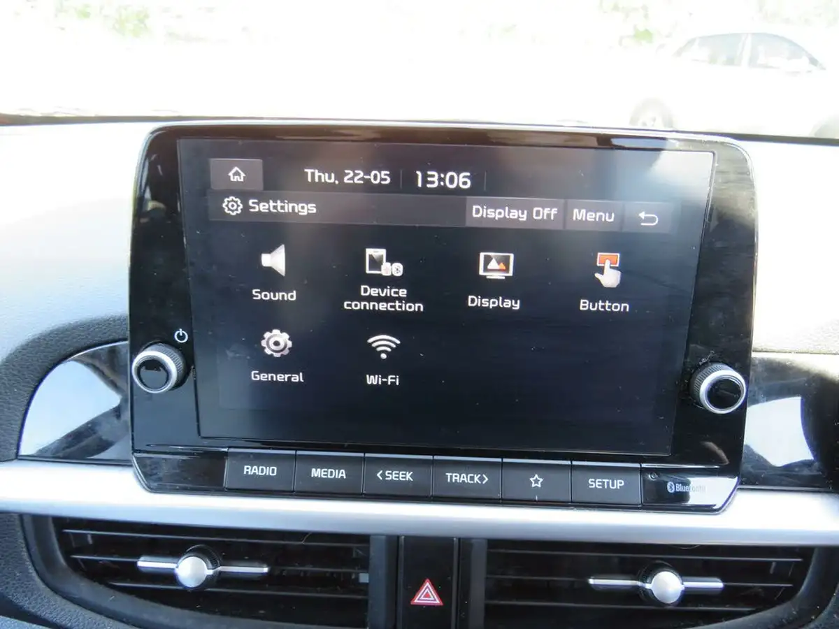 2022-kia-picanto-10-x-line-auto-seq-big-15