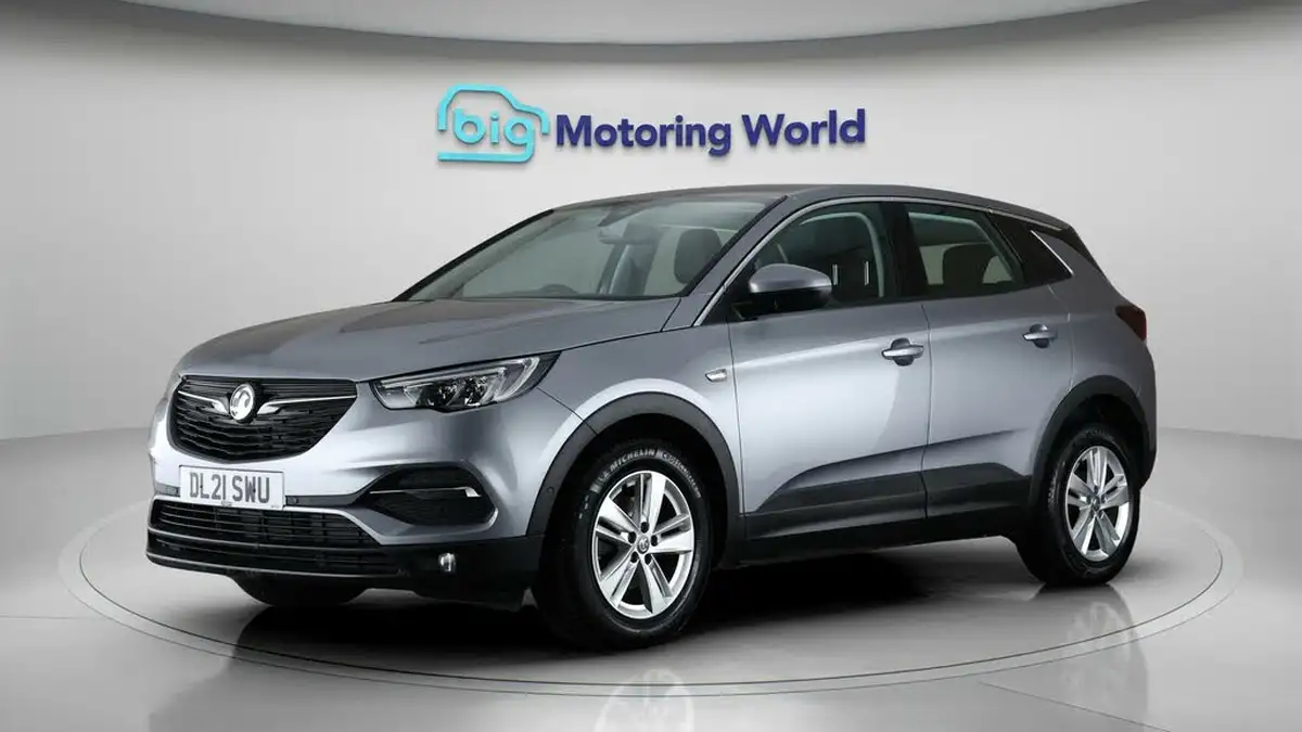 2021-vauxhall-grandland-x-12-business-edition-nav-big-3