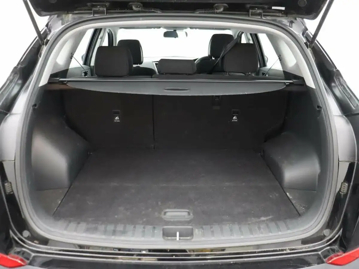 2017-hyundai-tucson-17crdi-blue-drive-s-big-16