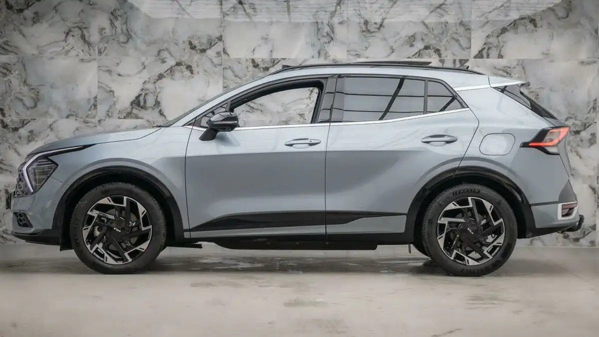 2023-kia-sportage-16-t-gdi-gt-line-s-261bhp-awd-phev-auto-big-9