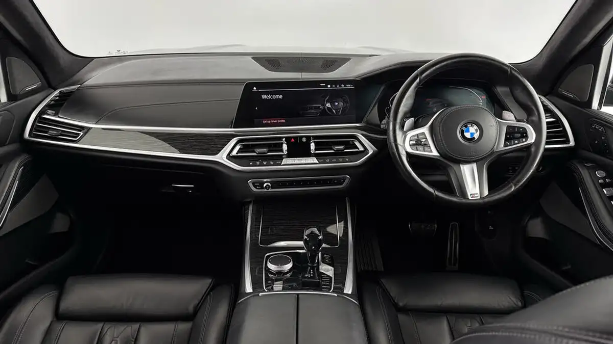 2021-bmw-x7-30td-xdrive-40d-m-sport-big-10