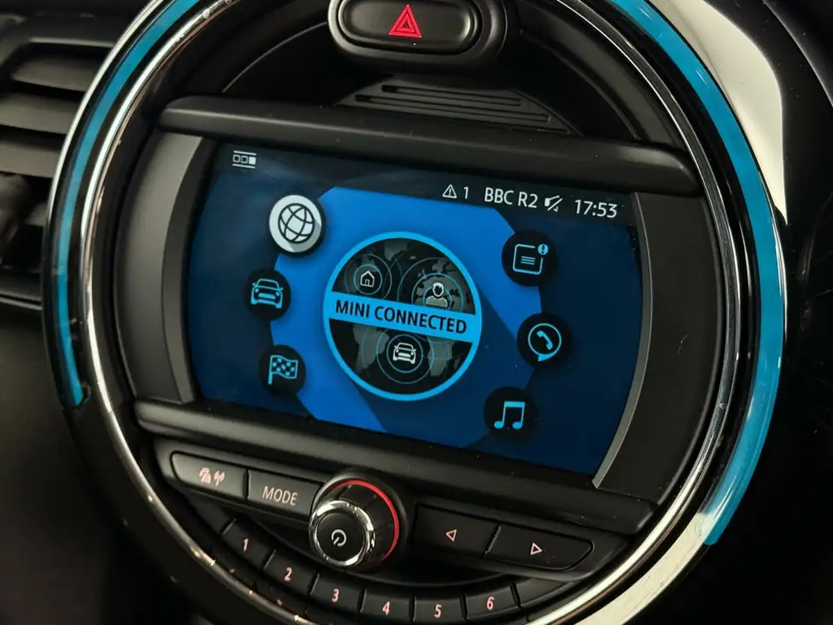 2019-mini-cooper-15-cooper-classic-hatchback-5d-auto-big-30