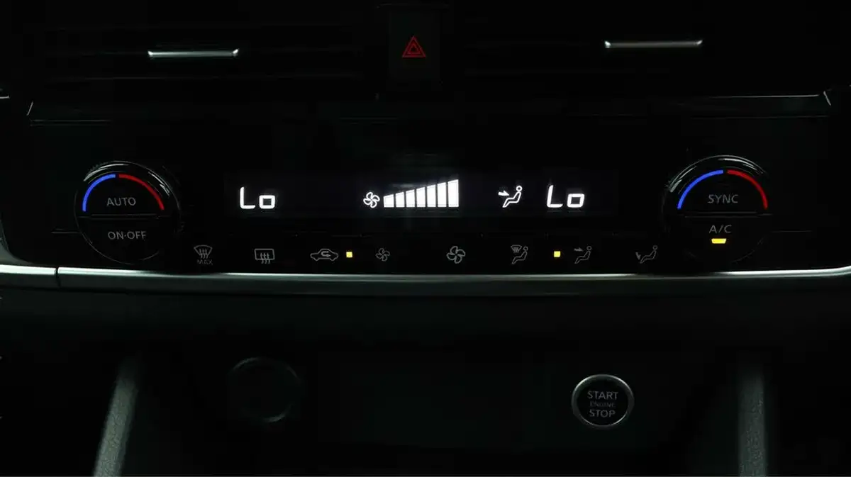 2022-nissan-qashqai-13-dig-t-acenta-premium-140ps-big-11