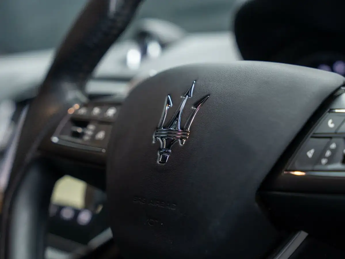 2022-maserati-ghibli-20-gt-1998cc-big-17