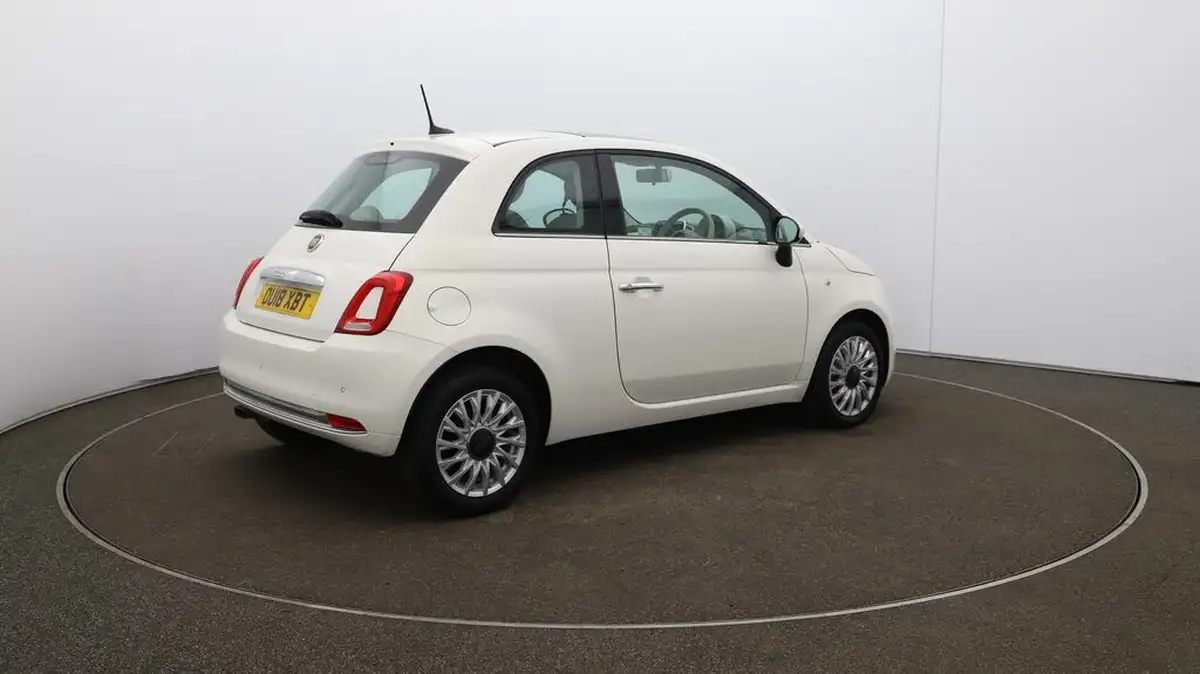 2018-fiat-500-12-lounge-big-51