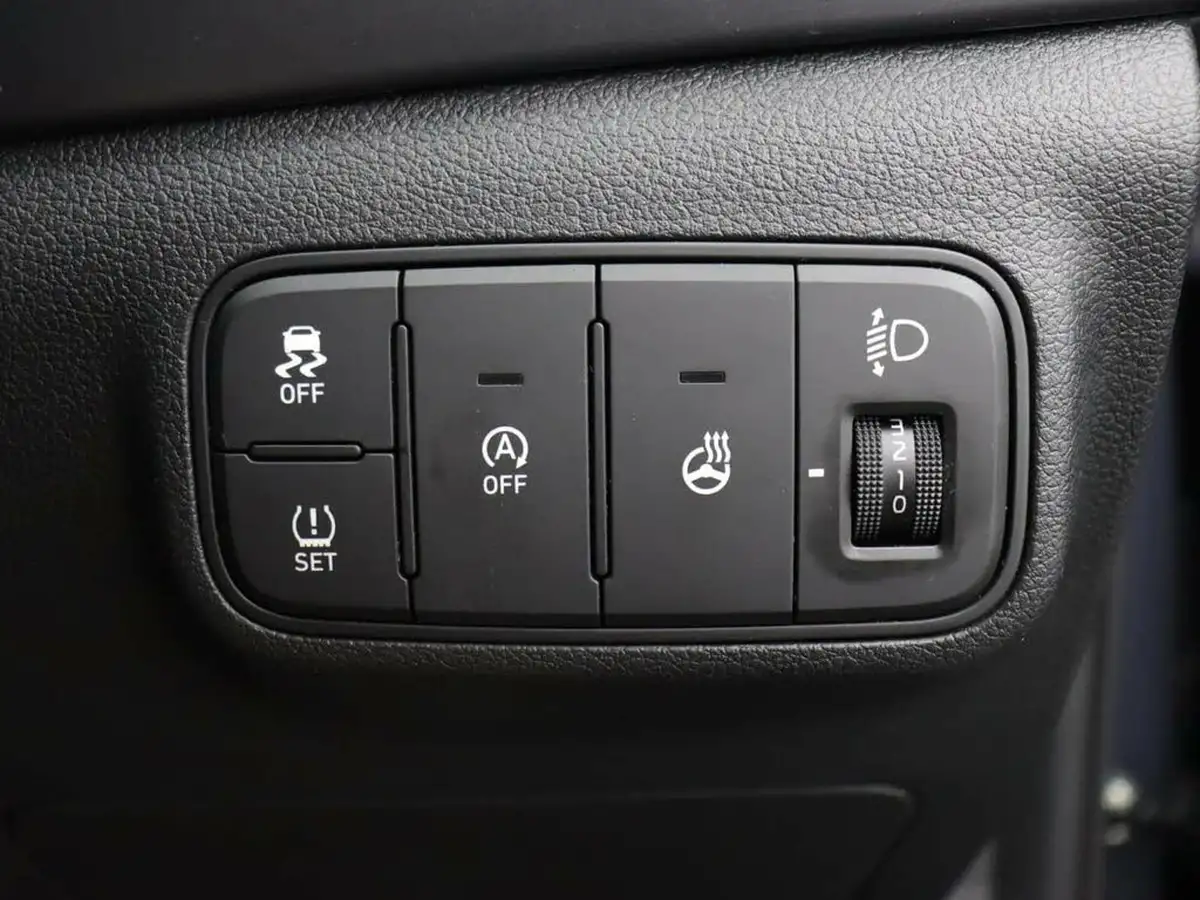 2024-hyundai-bayon-10-t-gdi-premium-100ps-7dct-big-41