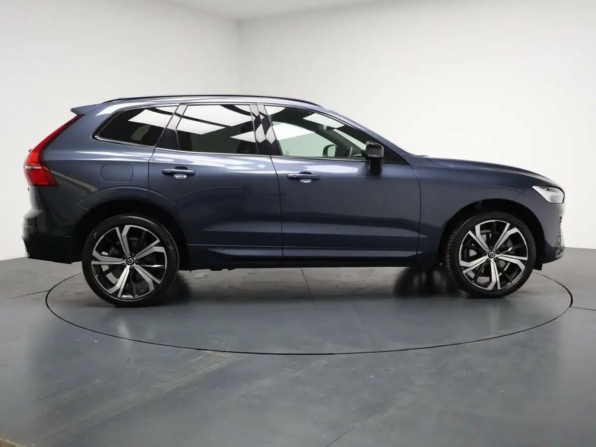 2021-volvo-xc60-20-b5-r-design-pro-awd-big-13