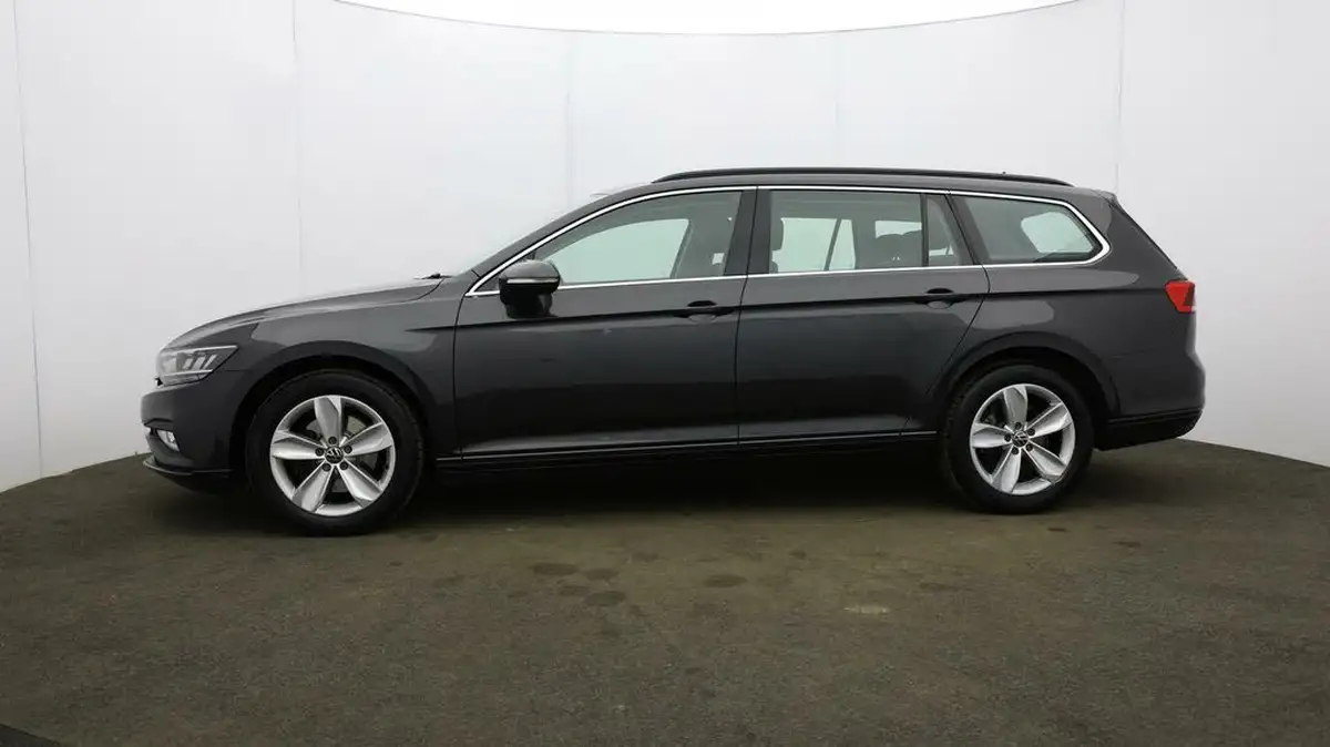 2021-volkswagen-passat-20tdi-se-nav-150ps-estate-5d-big-68