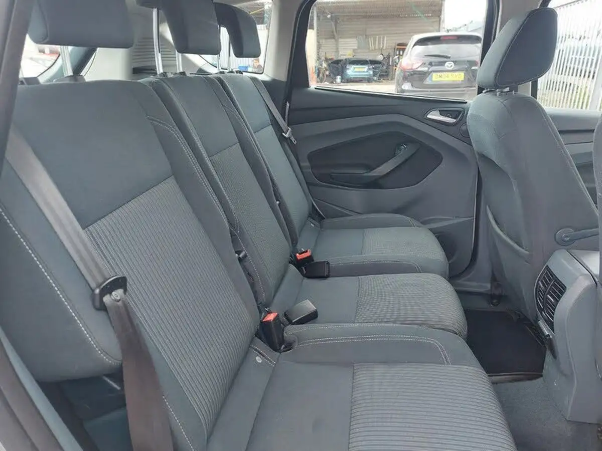 2012-ford-c-max-20td-titanium-140ps-big-12