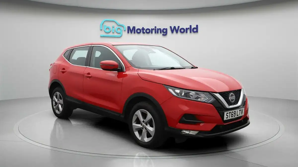 2020-nissan-qashqai-13-dig-t-acenta-premium-140ps-big-1