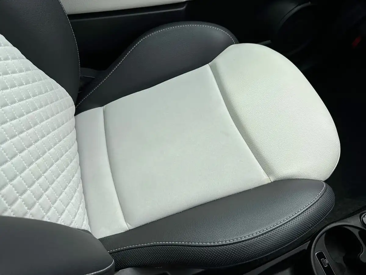 2022-fiat-500-10-dolcevita-big-35