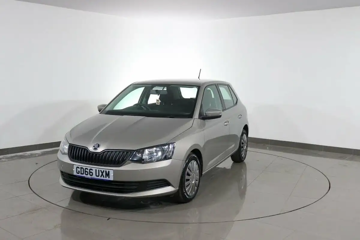 2017-skoda-fabia-10-mpi-s-hatchback-big-72