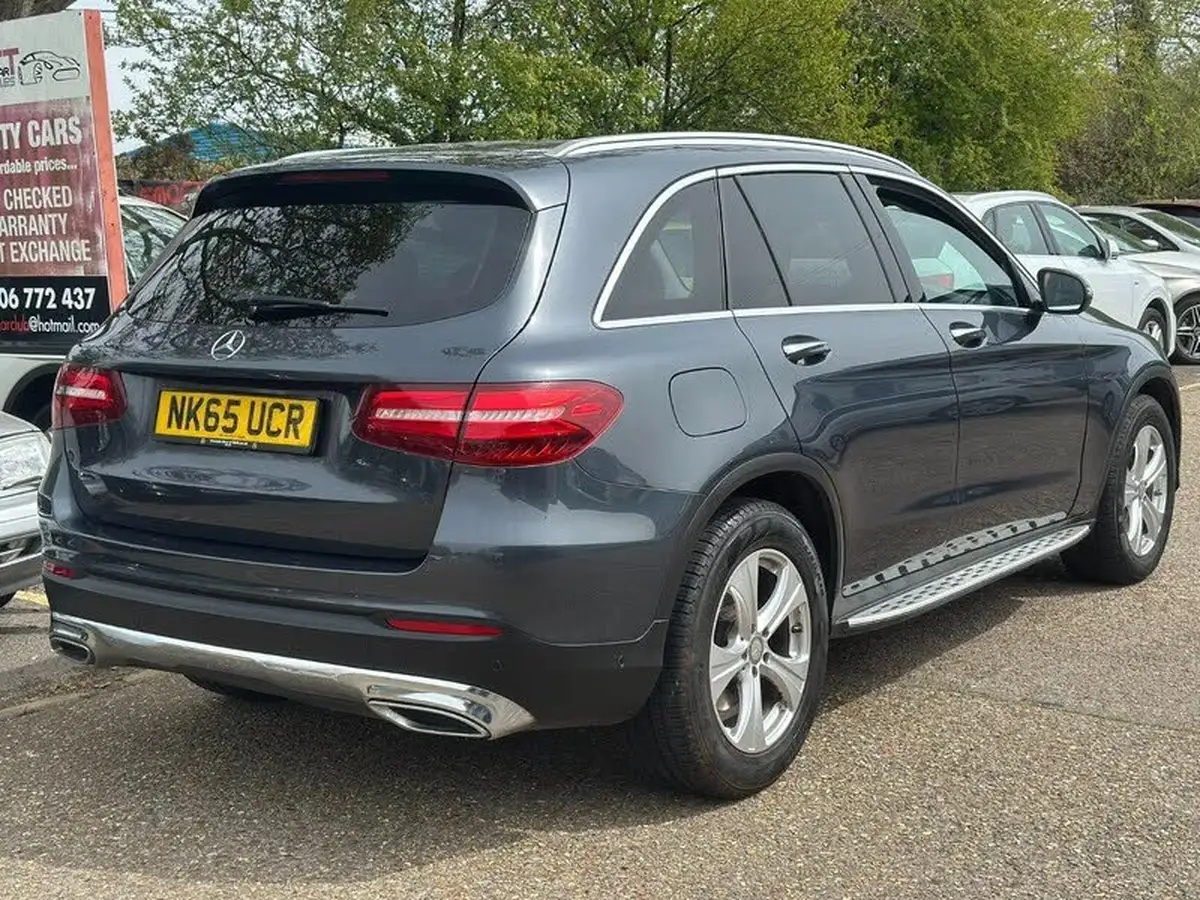 2015-mercedes-benz-glc-class-21d-glc250d-sport-premiumss-big-3