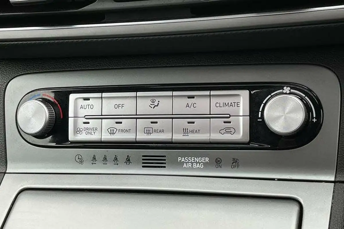 2023-hyundai-kona-e-ultimate-204ps-64kwh-105kw-obc-big-29
