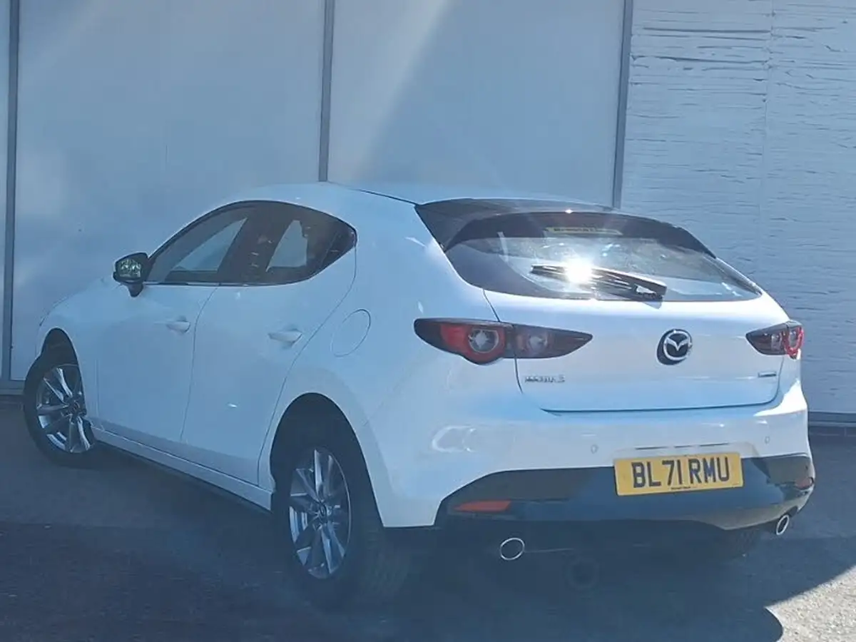 2022-mazda-mazda3-20-se-l-big-1