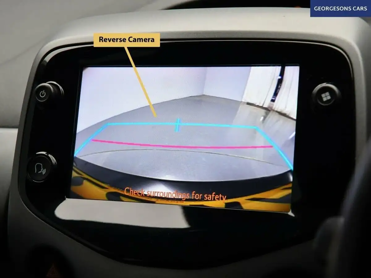 2022-toyota-aygo-10-vvt-i-x-play-big-34