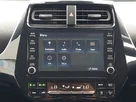 2019-toyota-prius-small-13