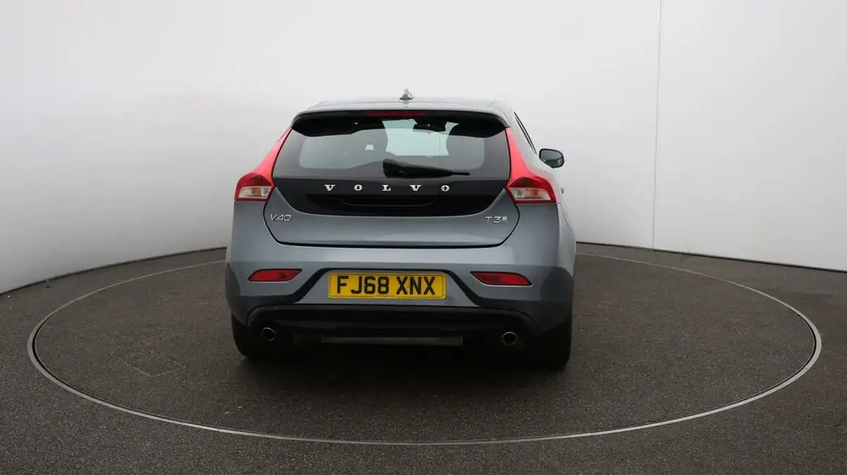 2018-volvo-v40-15-t3-inscription-big-55